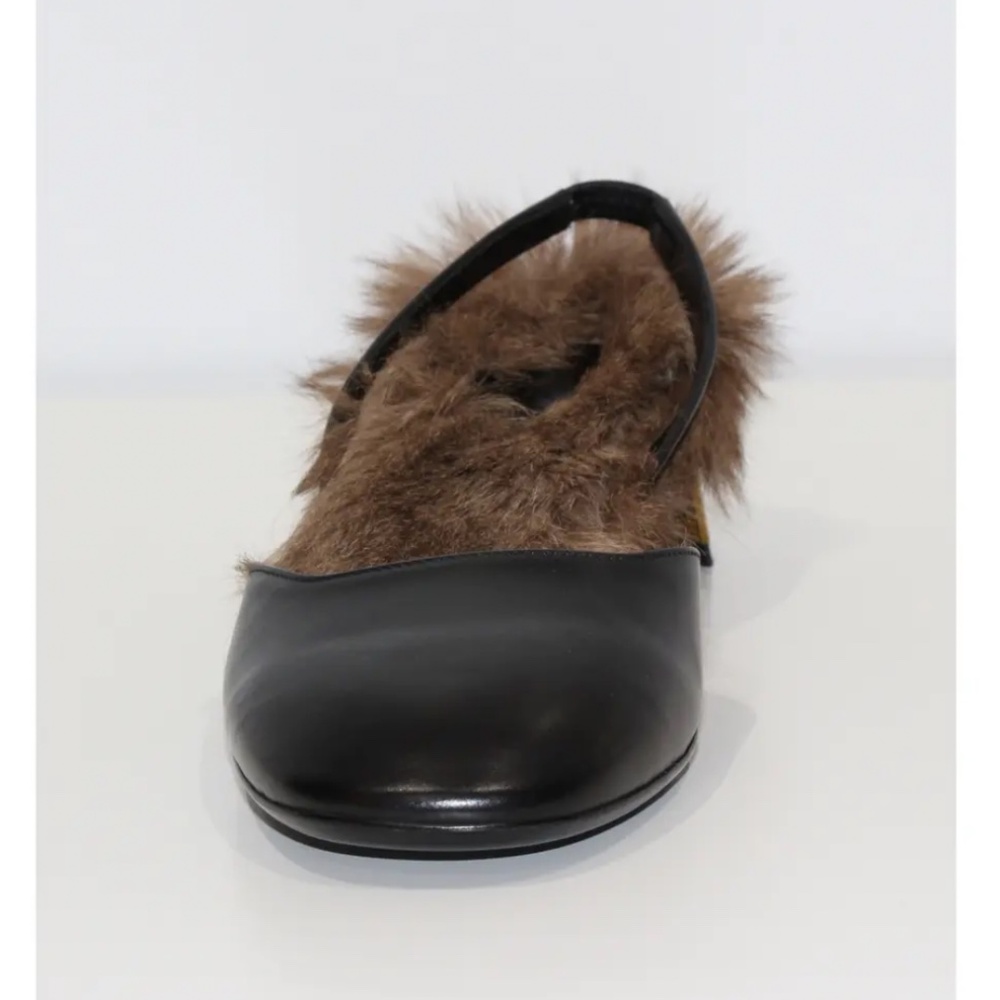GUCCI Leather Arielle Gold Heel Fur Lined Pumps - Picture 5 of 11